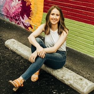 Meet your Posher, Brianna